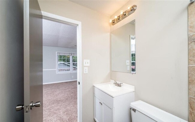 Building Photo - 4 bed & 2.5 bath with a pool