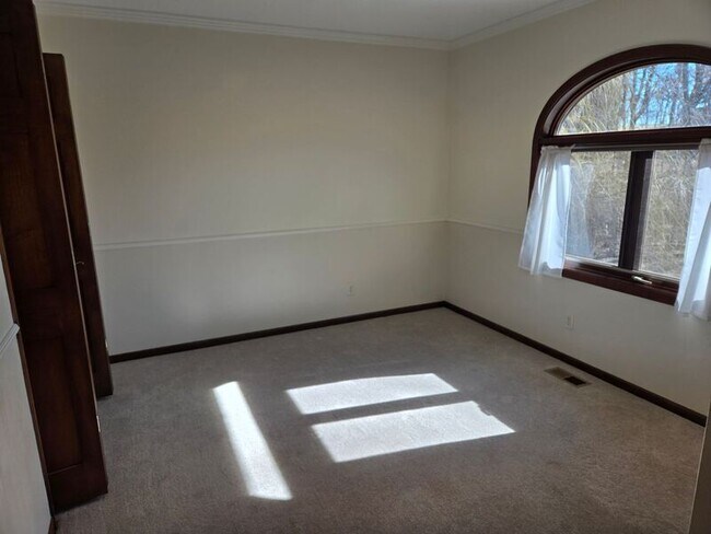 Building Photo - 7210 Juniper Ave