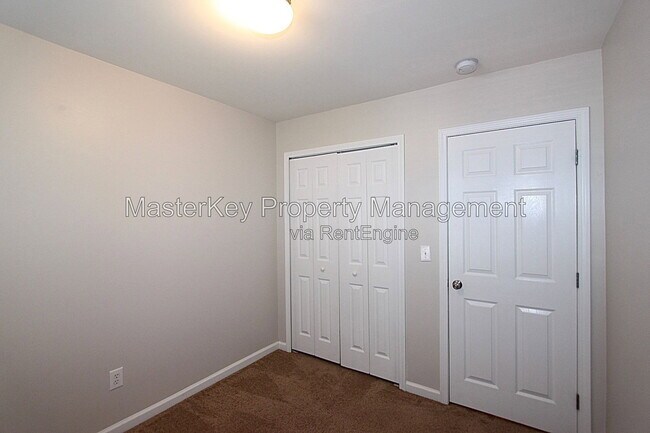 Building Photo - 508 Bayou Ct