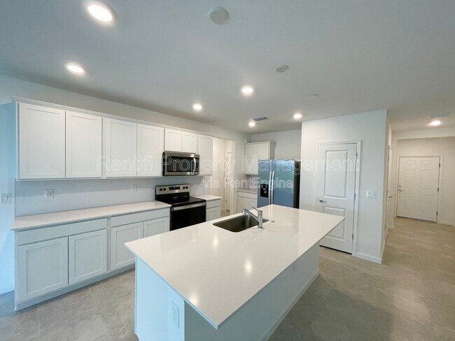 Building Photo - 1519 Lake Jessup Cir