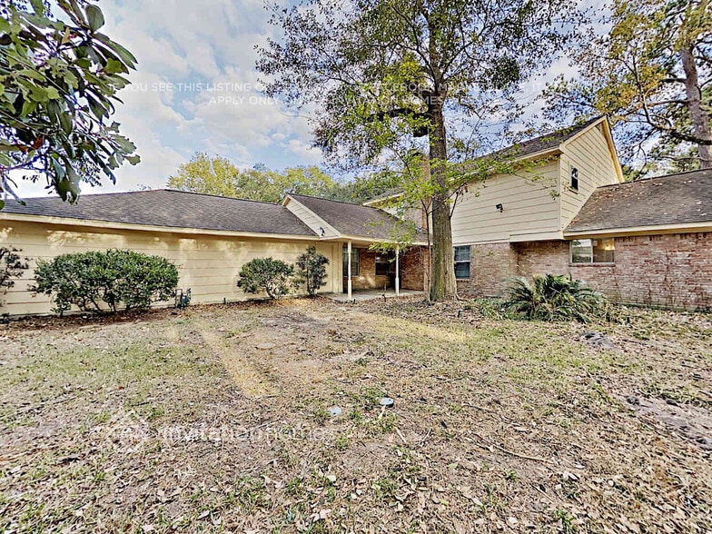 Building Photo - 3802 Highfalls Dr