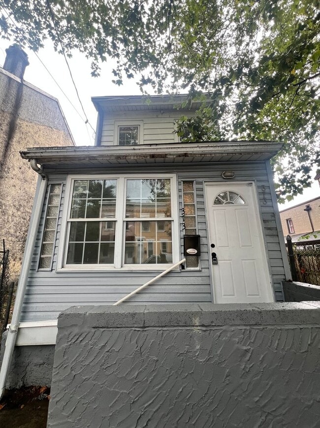 Primary Photo - Great fully renewed property