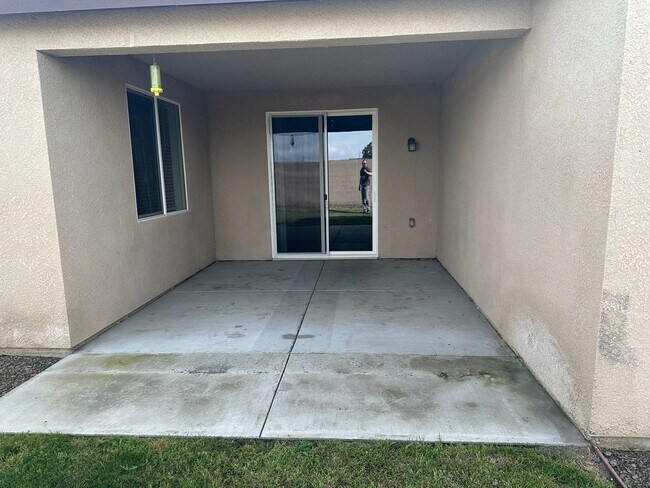 Building Photo - 1762 Bolton Ave