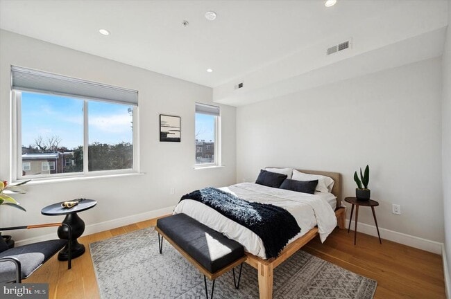 Building Photo - 331 Fountain St