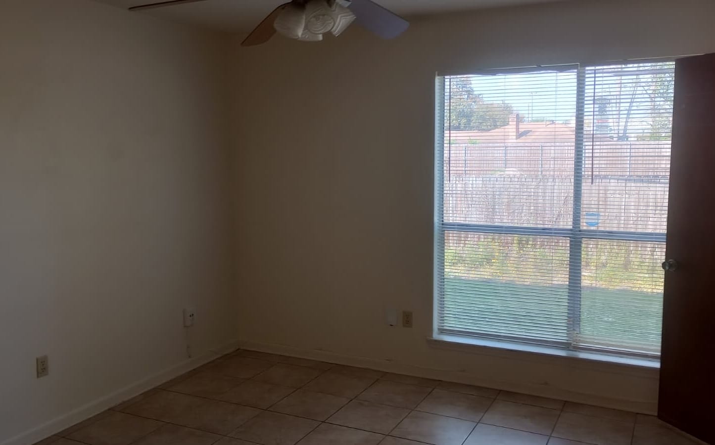 Building Photo - 7733 Bles Ave