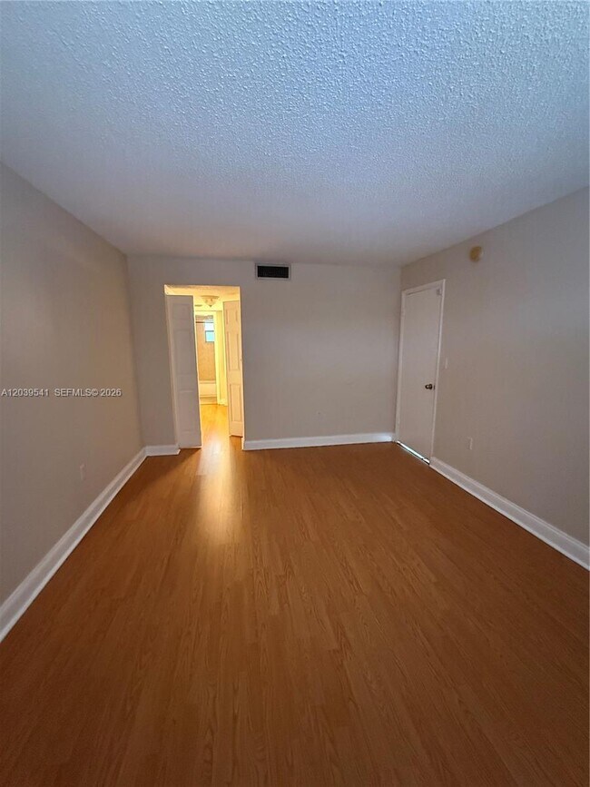 Building Photo - 4205 N University Dr