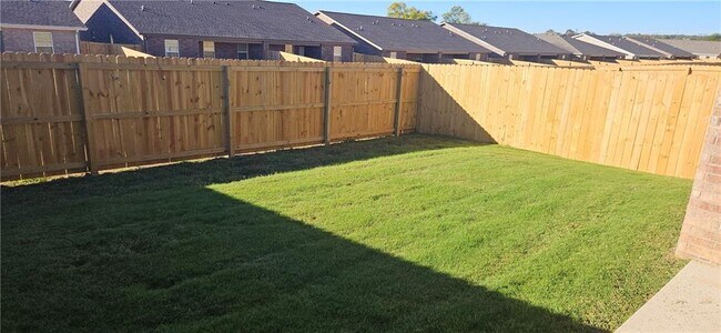 Building Photo - 529 NW 69th Ave