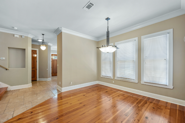 Building Photo - 1836 Ashley Hall Way