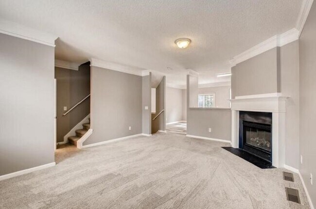 Living Room Level 2 View 2 - 433 Heritage Park Trce NW