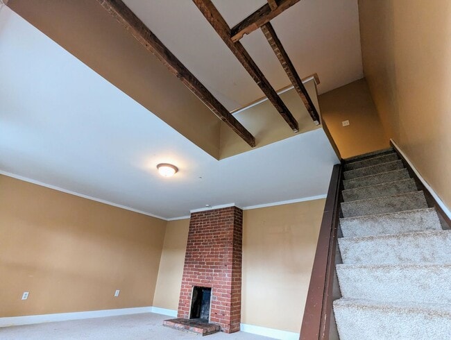 Building Photo - 1 bedroom in Deutschtown (North Side)