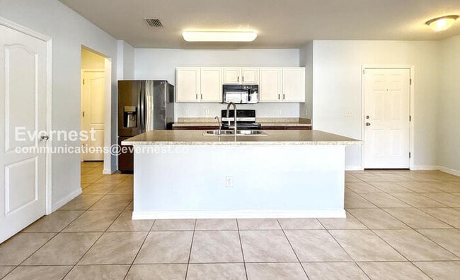 Building Photo - 14418 Scottburgh Glen Dr