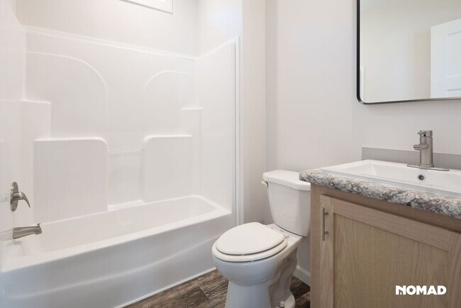 Building Photo - *BRAND NEW* 3 Bedroom Single Family – Mode...