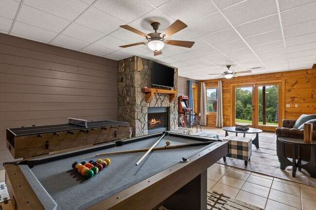 Building Photo - 181 Sugar Mountain Rd