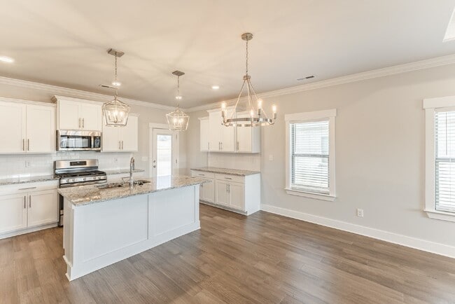 Building Photo - 125 Caspian Ln
