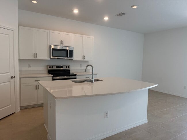 Building Photo - Artisan Lakes Townhome for rent