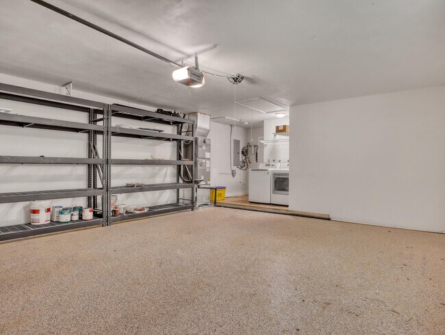 Building Photo - 1298 NW 4th St