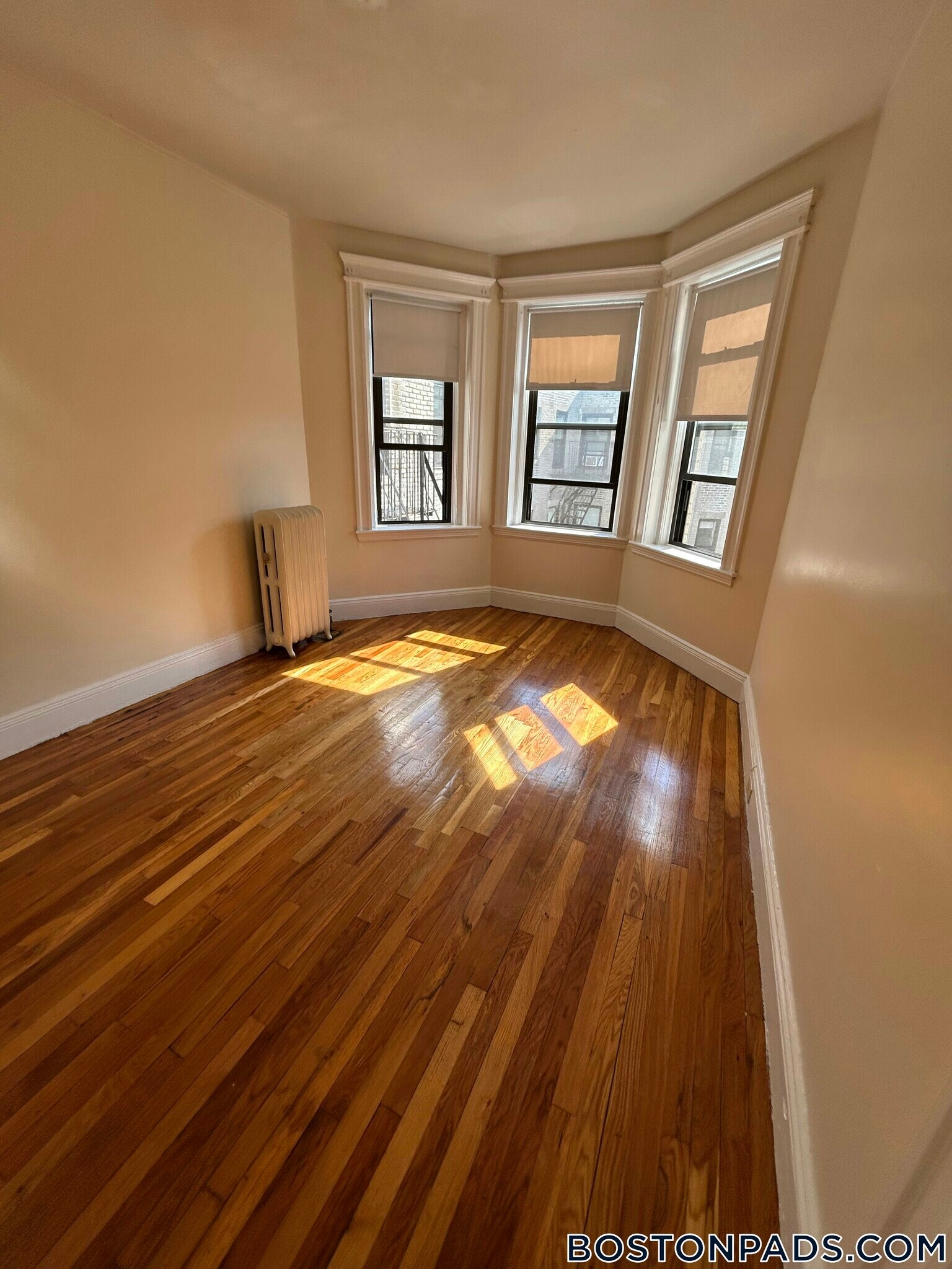 Building Photo - 1144 Commonwealth Ave