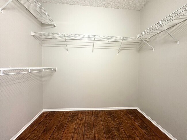 Building Photo - Cute 3B/2B Home in Hidden Lakes - Community Pool