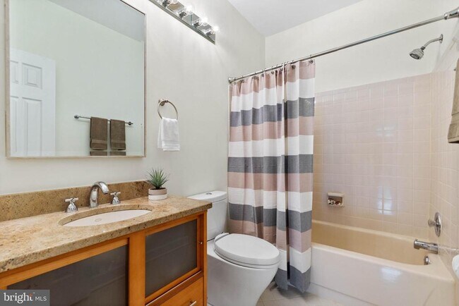 Building Photo - 5909 Barbados Pl