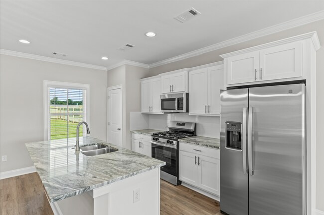 Building Photo - 200 Clifton Dr