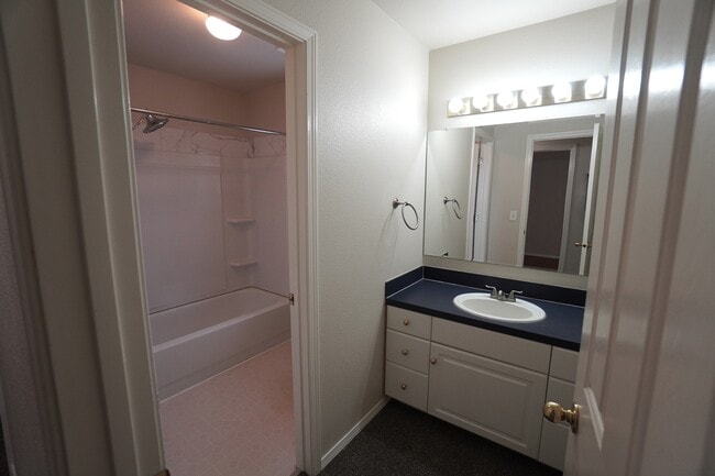 Building Photo - 4764 N Eugene St