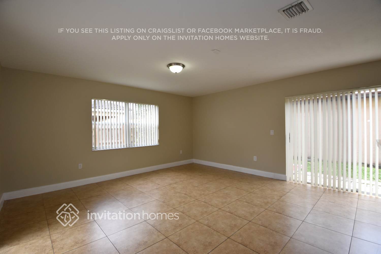 Building Photo - 14671 SW 156th Ave