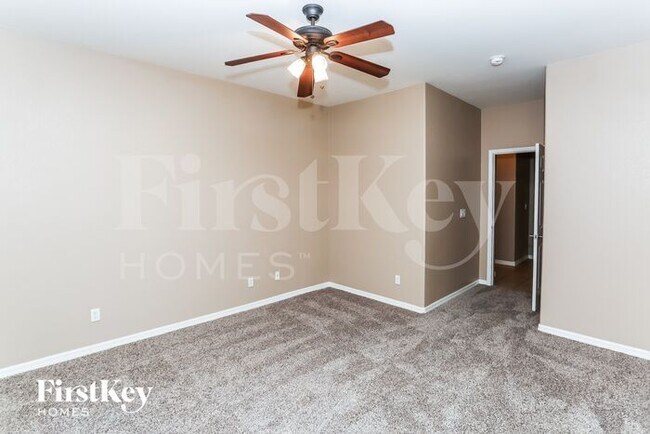 Building Photo - 3220 W La Madre Way