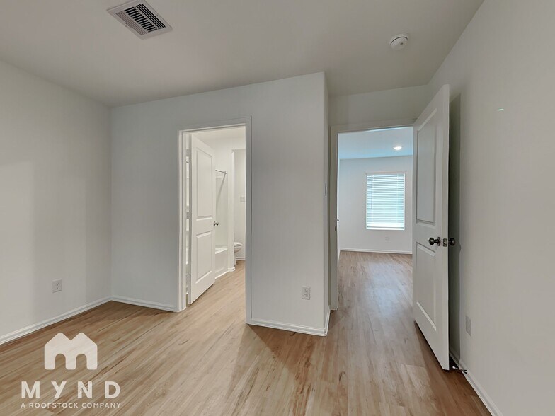 Building Photo - 4130 Neches Bnd Dr