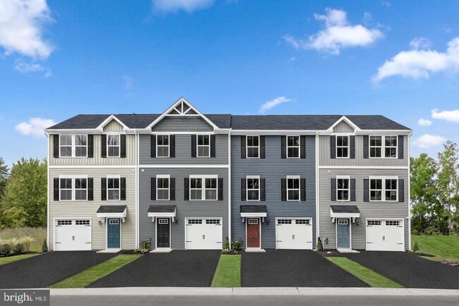 Building Photo - 112 Hamilton Ln.