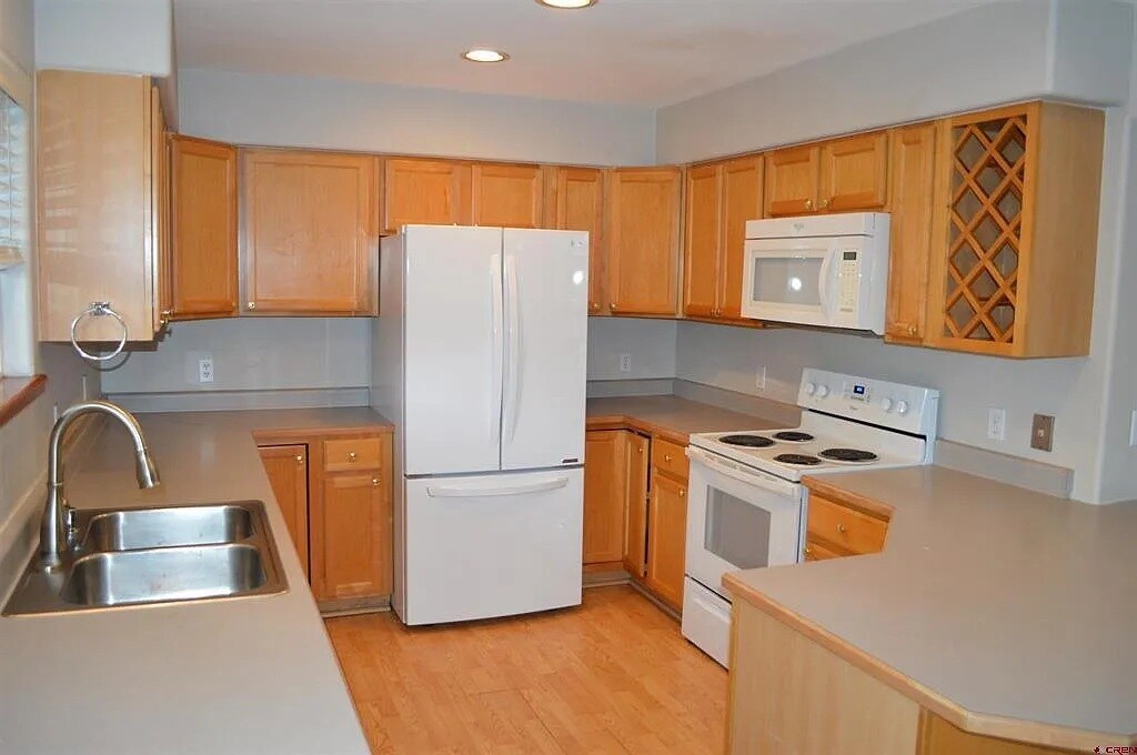 Building Photo - 57 Sunridge Ln