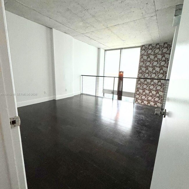 Building Photo - 690 SW 1st Ct