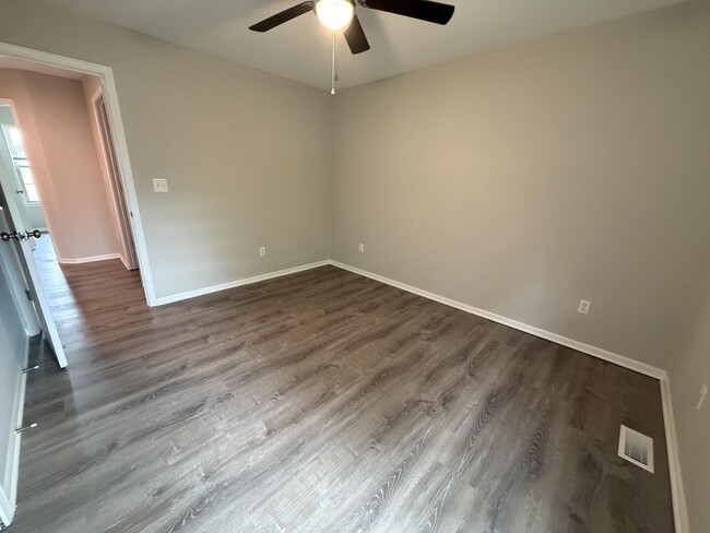 Building Photo - 5305 Currituck Ln