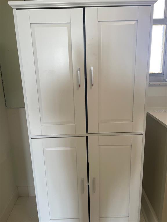 Building Photo - 5200 Brittany Dr S