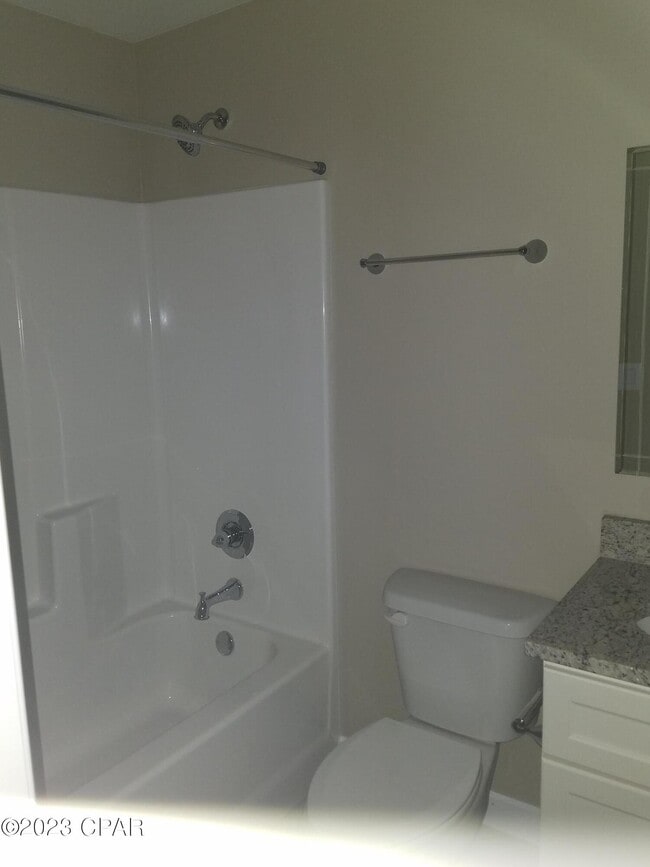 Building Photo - 102 Michelle Ct