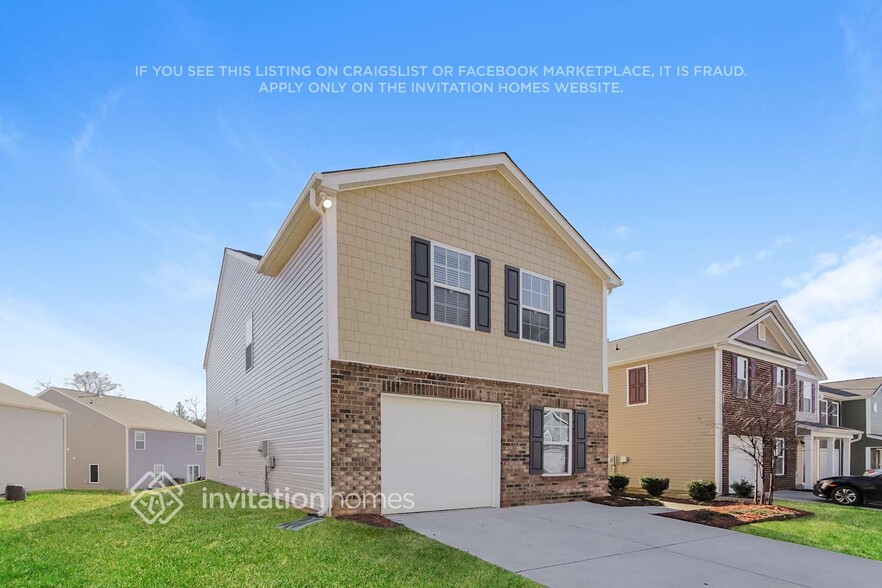 Building Photo - 5522 Tumbling Brook Ln
