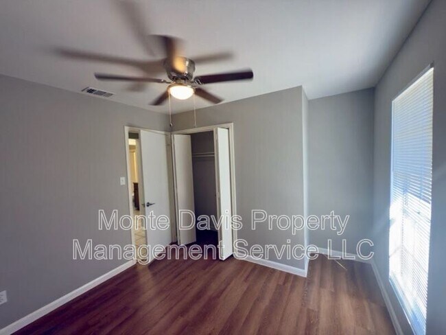 Building Photo - 2012 Margalene Way