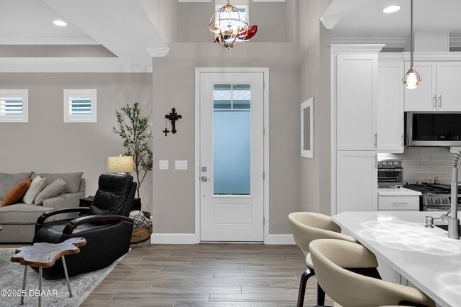 Building Photo - 245 Pop Top Ln