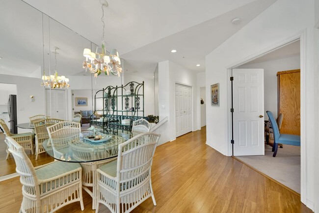 Building Photo - Seasonal 3br 2bath Condo in Harbor Lakes C...