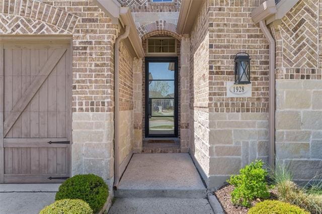 Building Photo - 1928 Crested Ridge Rd