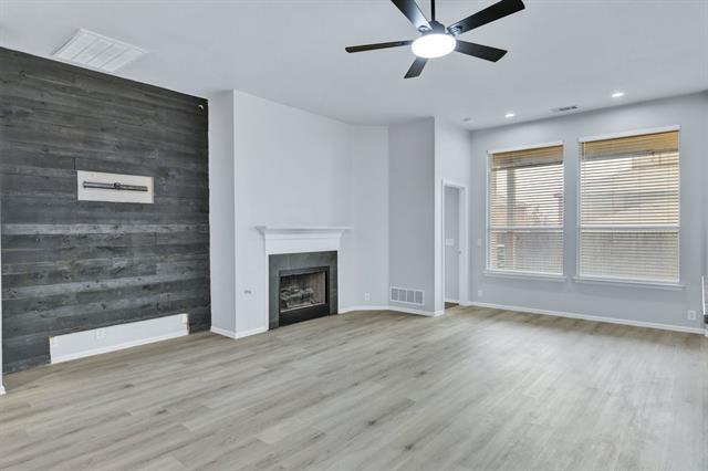 Building Photo - 2808 Cedar Ridge Ln