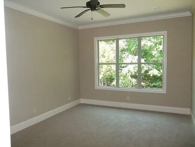 Building Photo - Wonderful 4 Bed, 3.5 Bath with Bonus Room