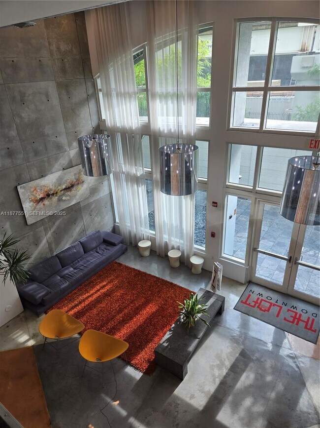 Building Photo - 234 NE 3rd St