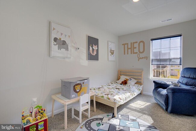 Building Photo - 134 Charming Frst Ave