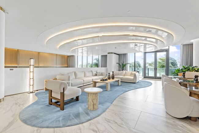 Building Photo - 900 N Ocean Blvd