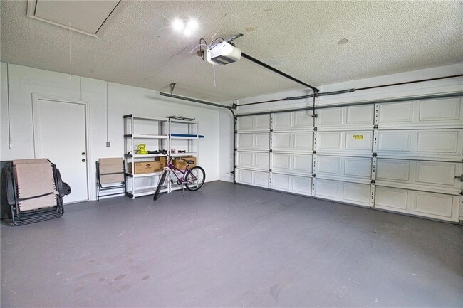 Building Photo - 782 Harrington Lake Dr N