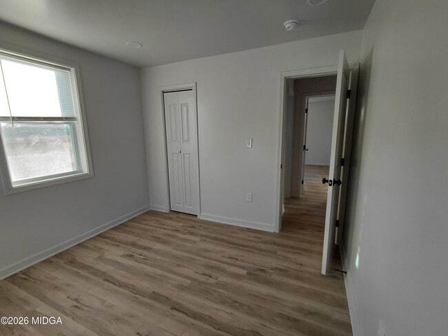 Building Photo - 344 Blossom Ave