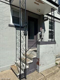 Building Photo - 1612 Cleveland Ave NW