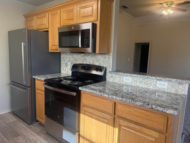 Building Photo - 5435 Ricci St