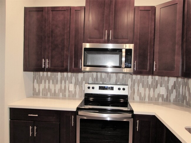 Building Photo - 3249 Dixie Dr