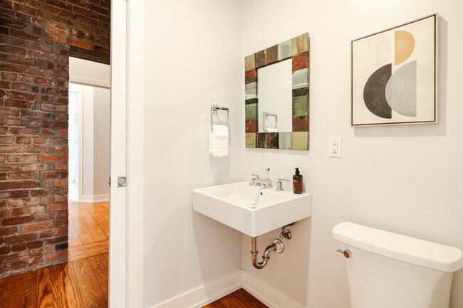 Building Photo - 1201 Jackson St